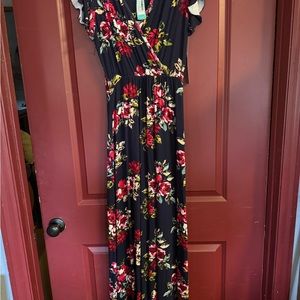 Maxi dress. New.   Cotton short sleeves